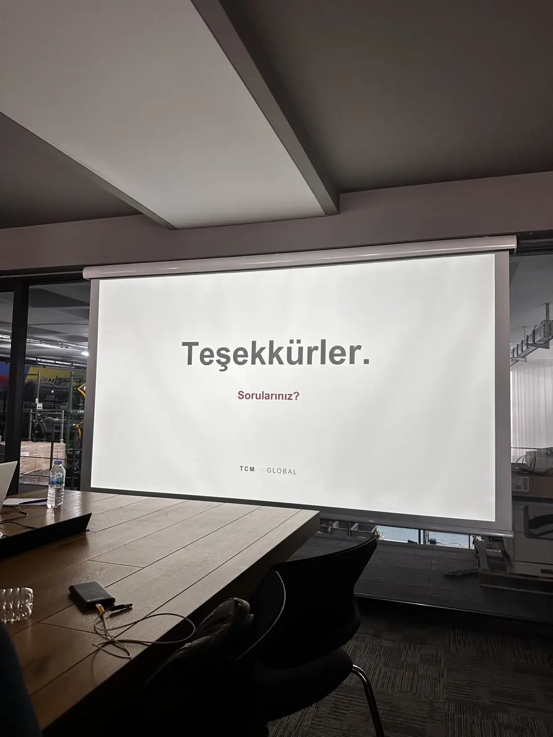 Perdede Teşekkürler yazan sunum sonu